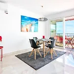 Apartment La Nogalera - Sea View In The Heart Of Torremolinos